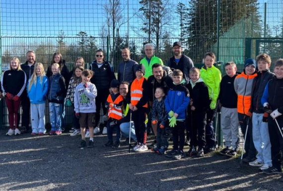Freyung räumt auf und der TV ist mit einer großen Truppe dabei